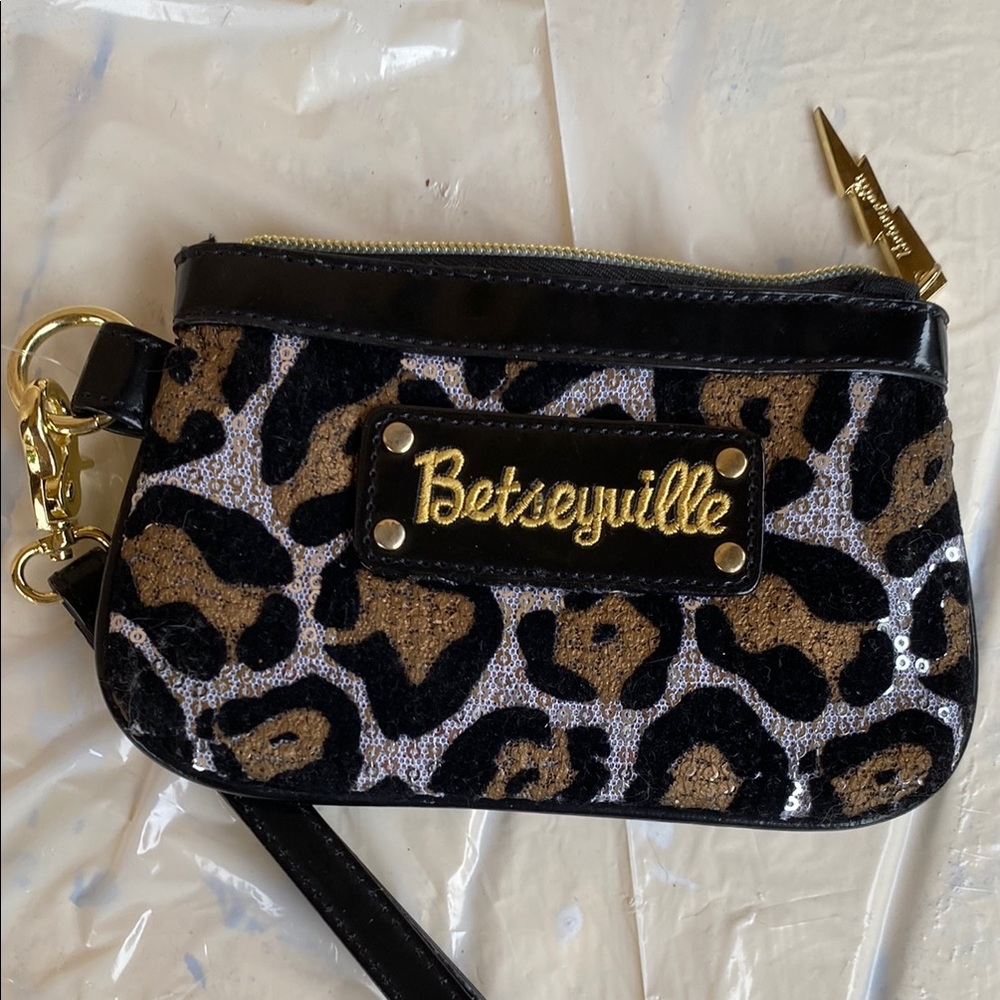 Betsy Johnson Leopard Print sequined Wristlet Clutch